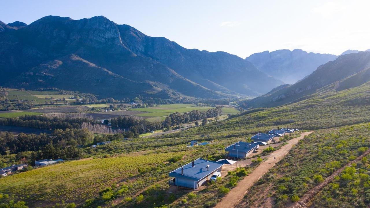 Big Sky Cottages Wolseley Exterior photo